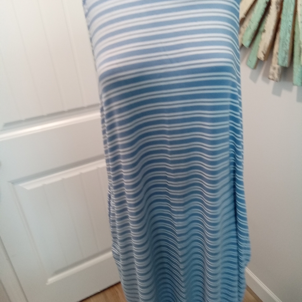 Time And Tru Sz XL Blue and White Strip Sleeveless Summer Dress Pockets